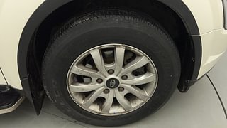 Used 2021 Mahindra XUV500 W9 Diesel Manual tyres RIGHT FRONT TYRE RIM VIEW