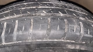 Used 2022 Maruti Suzuki Swift VXI Petrol Manual tyres LEFT FRONT TYRE TREAD VIEW