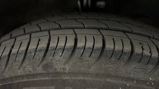 Used 2019 Maruti Suzuki Dzire ZXi Plus AMT Petrol Automatic tyres RIGHT FRONT TYRE TREAD VIEW