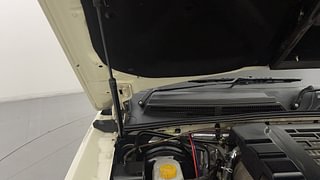 Used 2022 Mahindra Scorpio S5 Diesel Manual engine ENGINE RIGHT SIDE HINGE & APRON VIEW