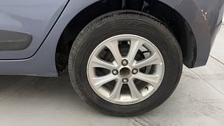 Used 2014 Hyundai Grand i10 Asta AT 1.2 Kappa VTVT Petrol Automatic tyres LEFT REAR TYRE RIM VIEW