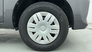 Used 2018 Maruti Suzuki Alto 800 LXi Petrol Manual tyres RIGHT FRONT TYRE RIM VIEW