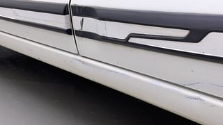 Used 2022 Maruti Suzuki Swift VXI Petrol Manual dents MINOR DENT