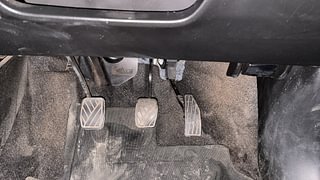 Used 2022 Maruti Suzuki Swift VXI Petrol Manual interior PEDALS VIEW