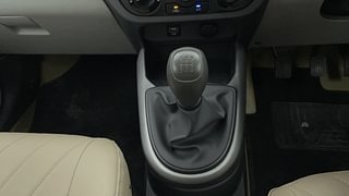 Used 2021 Hyundai Grand i10 Nios Magna 1.2 Kappa VTVT Petrol Manual interior GEAR  KNOB VIEW
