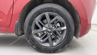 Used 2022 Hyundai Grand i10 Nios Sportz 1.2 Kappa VTVT Petrol Manual tyres RIGHT FRONT TYRE RIM VIEW