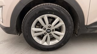 Used 2016 Hyundai Creta [2015-2018] 1.6 SX Plus Diesel Manual tyres LEFT FRONT TYRE RIM VIEW