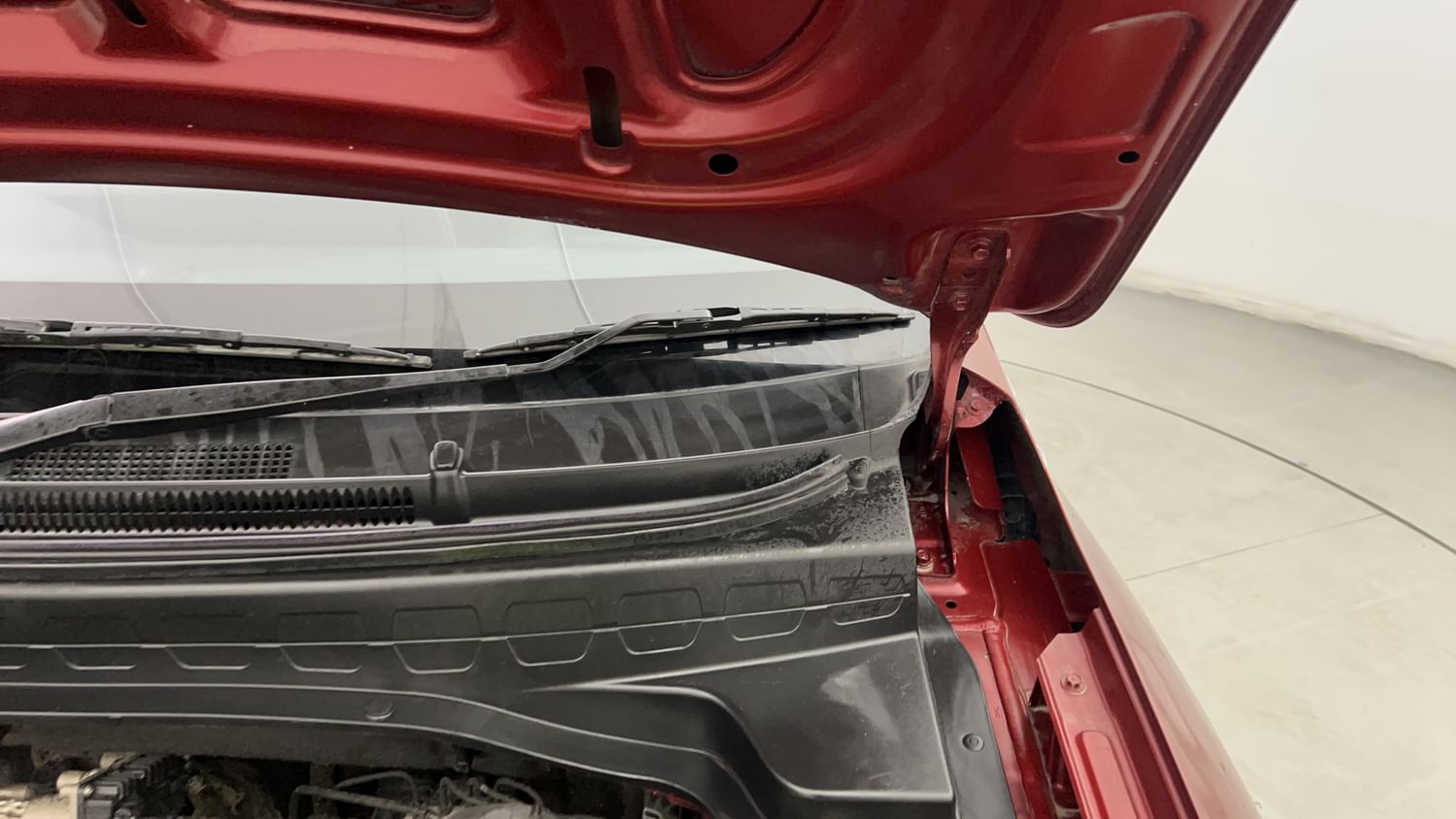 New Kia Sonet engine ENGINE LEFT SIDE HINGE & APRON VIEW