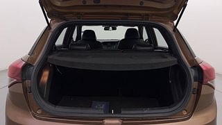 Used 2016 Hyundai i20 Active [2015-2020] 1.2 SX Petrol Manual interior DICKY INSIDE VIEW