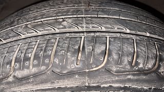 Used 2016 Maruti Suzuki Baleno Zeta 1.3 Diesel Manual tyres LEFT FRONT TYRE TREAD VIEW
