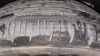 Used 2022 Mahindra XUV700 AX 5 Diesel AT 7 STR Diesel Automatic tyres RIGHT REAR TYRE TREAD VIEW
