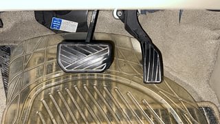 Used 2017 Maruti Suzuki Ciaz Zeta 1.4 AT Petrol Automatic interior PEDALS VIEW