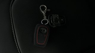 Used 2022 Tata Nexon XZ Plus (O) Petrol Manual extra CAR KEY VIEW