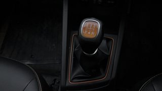 Used 2016 Hyundai i20 Active [2015-2020] 1.2 SX Petrol Manual interior GEAR  KNOB VIEW