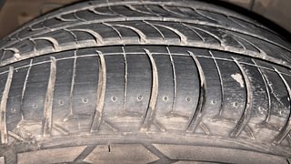 Used 2016 Hyundai i20 Active [2015-2020] 1.2 SX Petrol Manual tyres RIGHT REAR TYRE TREAD VIEW
