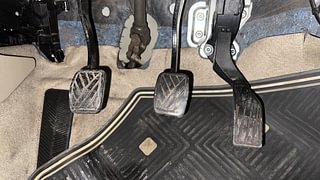 Used 2016 Maruti Suzuki Ciaz ZXi Petrol Manual interior PEDALS VIEW