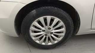 Used 2017 Maruti Suzuki Ciaz Zeta 1.4 AT Petrol Automatic tyres LEFT FRONT TYRE RIM VIEW