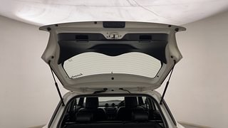 Used 2018 Maruti Suzuki Swift [2017-2021] ZXI Petrol Manual interior DICKY DOOR OPEN VIEW