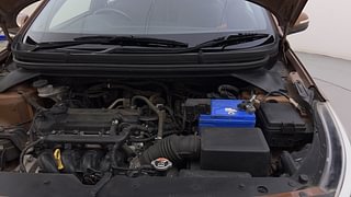 Used 2016 Hyundai i20 Active [2015-2020] 1.2 SX Petrol Manual engine ENGINE LEFT SIDE HINGE & APRON VIEW