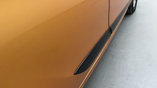 Used 2018 Tata Tiago [2016-2020] Revotron XZA AMT Petrol Automatic dents MINOR SCRATCH