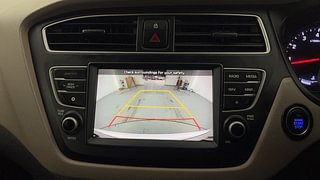 Used 2019 Hyundai Elite i20 Asta 1.2 (O) Petrol Manual top_features Rear camera