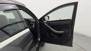 Used 2021 Tata Nexon XM (S) Petrol Manual interior RIGHT FRONT DOOR OPEN VIEW