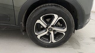 Used 2022 Tata Nexon XZ Plus S Petrol Manual tyres RIGHT FRONT TYRE RIM VIEW