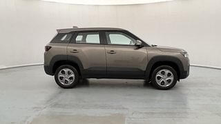 Used 2024 Maruti Suzuki Brezza VXI Petrol Manual exterior RIGHT SIDE VIEW