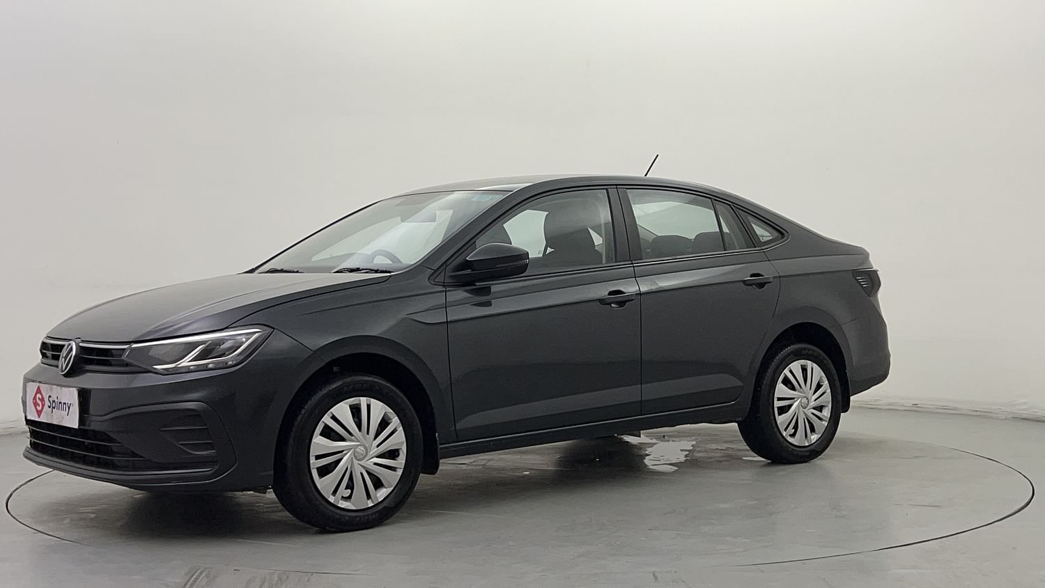 LEFT FRONT CORNER VIEW