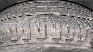 Used 2022 Maruti Suzuki Ignis Zeta 1.2 AMT Petrol Automatic tyres RIGHT REAR TYRE TREAD VIEW