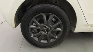 Used 2018 Hyundai Elite i20 Asta 1.2 Petrol Manual tyres RIGHT REAR TYRE RIM VIEW