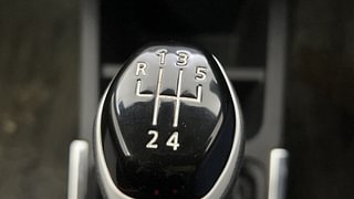 Used 2023 Renault Kwid Climber 1.0l SCE Petrol MT Petrol Manual interior GEAR  KNOB VIEW