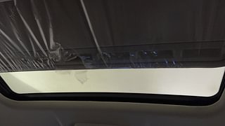 Used 2021 Tata Nexon XM (S) Petrol Manual top_features Sunroof