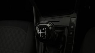 Used 2024 Volkswagen Virtus Comfortline 1.0 TSI MT Petrol Manual interior GEAR  KNOB VIEW