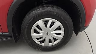 Used 2023 Mahindra Scorpio N Z6 Diesel AT 7 STR Diesel Automatic tyres RIGHT FRONT TYRE RIM VIEW