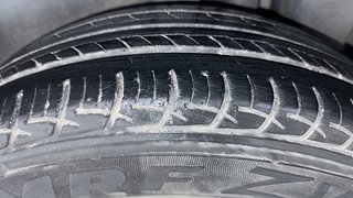 Used 2017 Maruti Suzuki Ciaz Zeta 1.4 AT Petrol Automatic tyres LEFT REAR TYRE TREAD VIEW