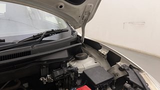 Used 2018 Maruti Suzuki Swift [2017-2021] ZXI Petrol Manual engine ENGINE LEFT SIDE HINGE & APRON VIEW