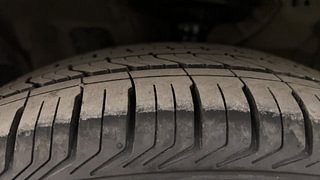 Used 2016 Hyundai Creta [2015-2018] 1.6 SX Plus Diesel Manual tyres LEFT FRONT TYRE TREAD VIEW