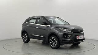 Used 2021 Tata Nexon XM (S) Petrol Manual exterior RIGHT FRONT CORNER VIEW