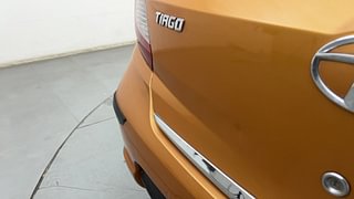 Used 2018 Tata Tiago [2016-2020] Revotron XZA AMT Petrol Automatic dents MINOR DENT