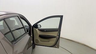 Used 2013 Hyundai i20 Magna 1.2 Petrol Manual interior RIGHT FRONT DOOR OPEN VIEW