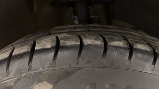 Used 2019 Maruti Suzuki Dzire VXi AMT Petrol Automatic tyres RIGHT FRONT TYRE TREAD VIEW