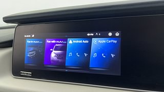 Used 2022 Mahindra XUV700 AX 5 Petrol MT 5 STR Petrol Manual top_features Touch screen infotainment system