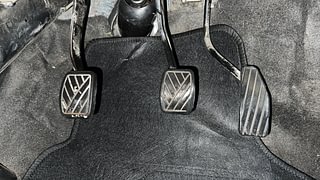 Used 2014 Maruti Suzuki Wagon R 1.0 [2010-2019] VXi Petrol Manual interior PEDALS VIEW