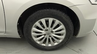 Used 2017 Maruti Suzuki Ciaz Zeta 1.4 AT Petrol Automatic tyres RIGHT FRONT TYRE RIM VIEW