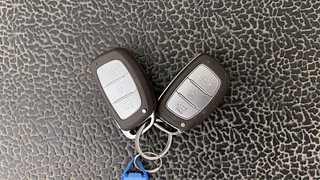 Used 2015 Hyundai Elite i20 Asta 1.2 Petrol Manual extra CAR KEY VIEW