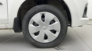 Used 2016 Maruti Suzuki Alto K10 VXI AMT Petrol Automatic tyres RIGHT FRONT TYRE RIM VIEW