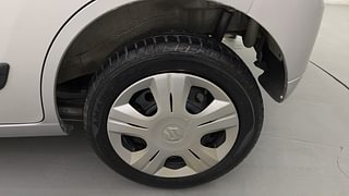 Used 2015 Maruti Suzuki Wagon R 1.0 [2010-2019] VXi Petrol Manual tyres LEFT REAR TYRE RIM VIEW