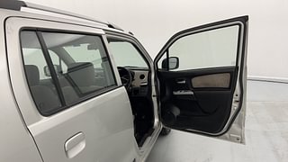 Used 2014 Maruti Suzuki Wagon R 1.0 [2010-2019] VXi Petrol Manual interior RIGHT FRONT DOOR OPEN VIEW