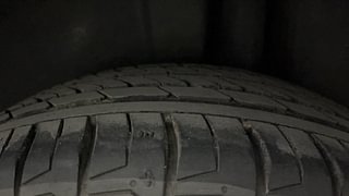 Used 2015 Maruti Suzuki Ciaz ZXI+ Petrol Manual tyres LEFT REAR TYRE TREAD VIEW